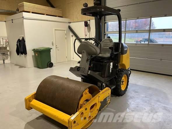 Volvo SD 25 Ühe trumliga rullid