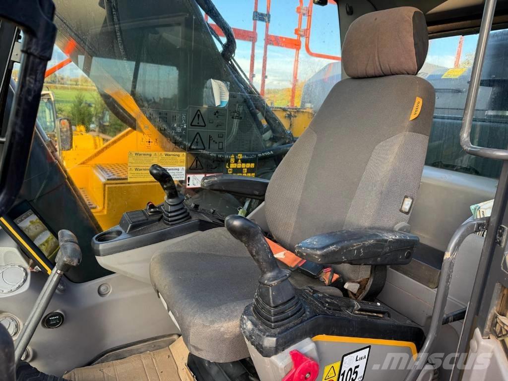 Volvo EC 380 EL Roomikekskavaatorid