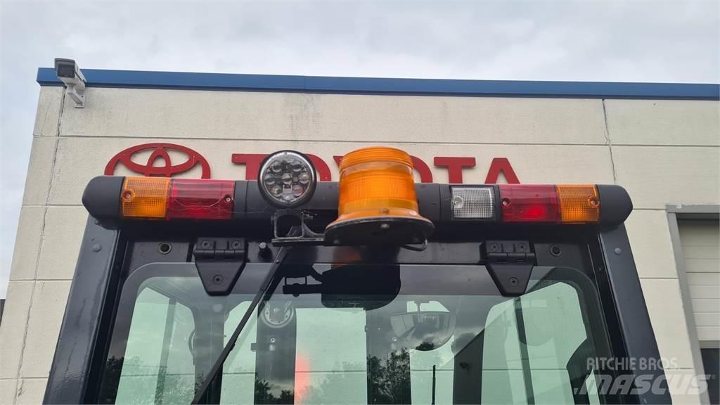 Toyota 02-8FGF25 Gaasitõstukid