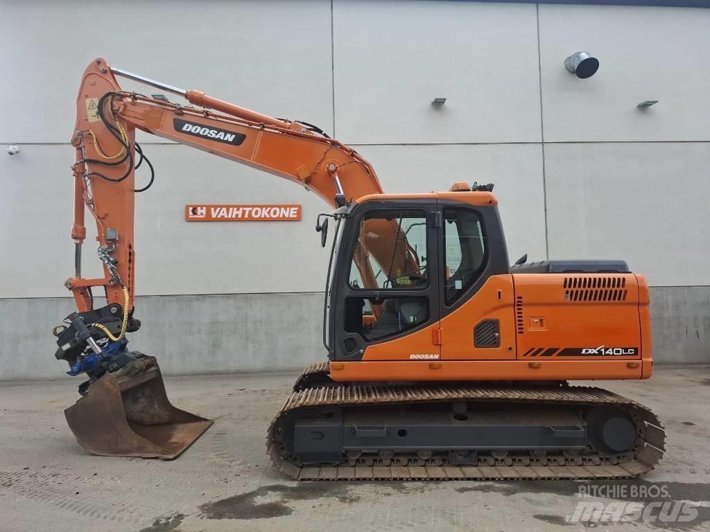Doosan DX 140 LC Roomikekskavaatorid