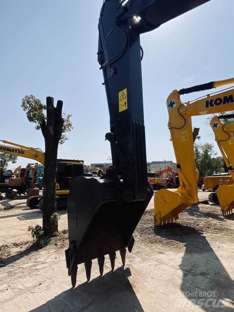 Volvo EC210DL Roomikekskavaatorid