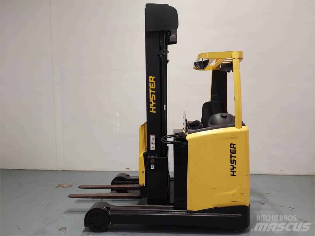 Hyster R 2 5 Lükandmastiga tõstukid