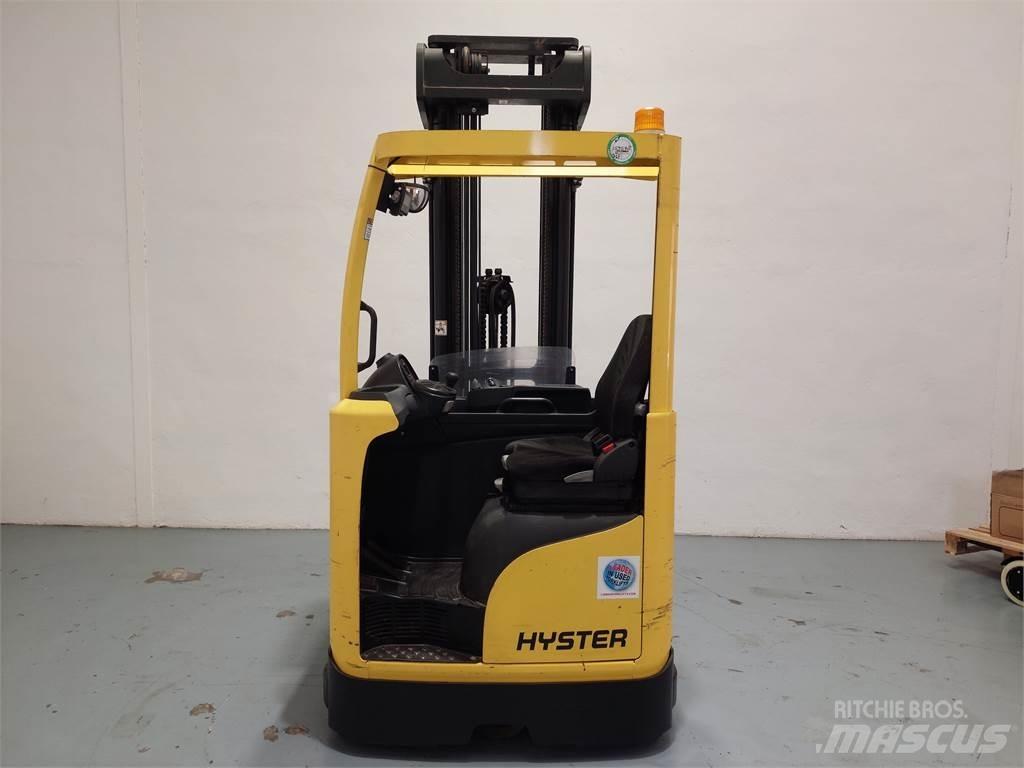 Hyster R 2 5 Lükandmastiga tõstukid