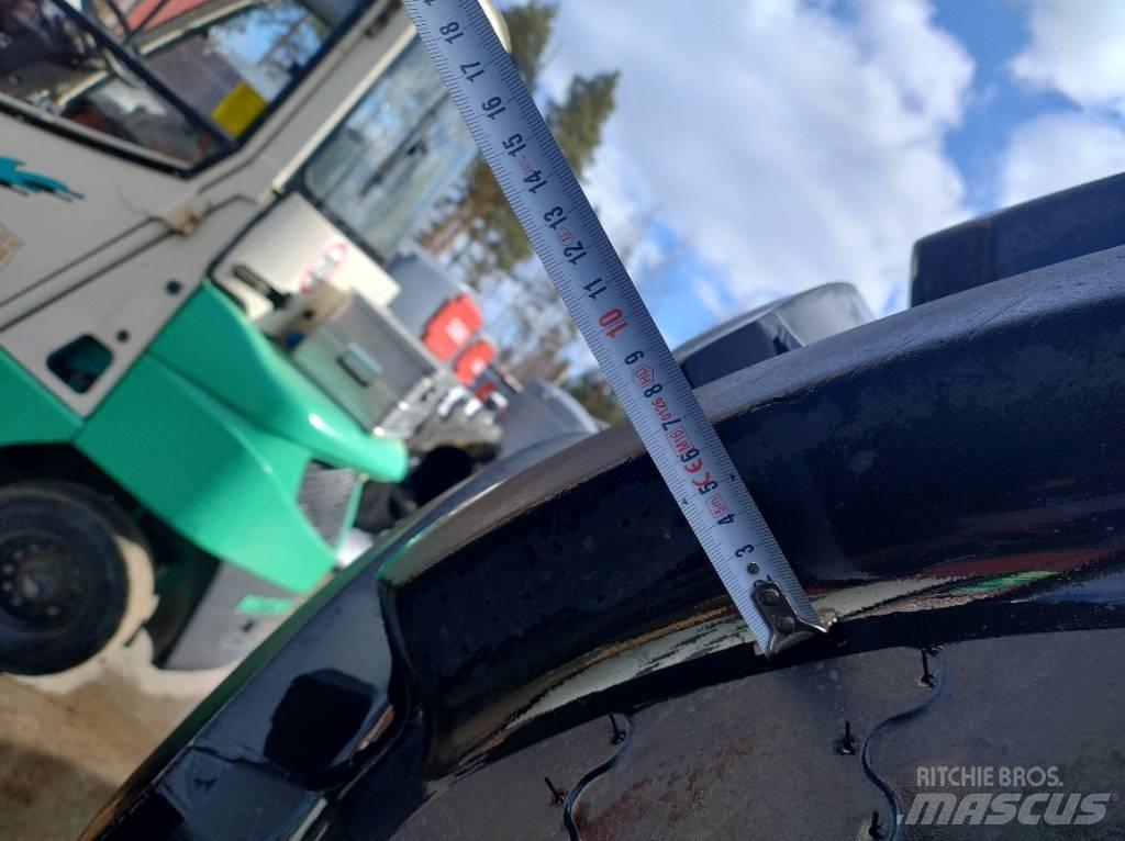 BKT VF710/75R42  2KPL Rehvid, rattad ja veljed