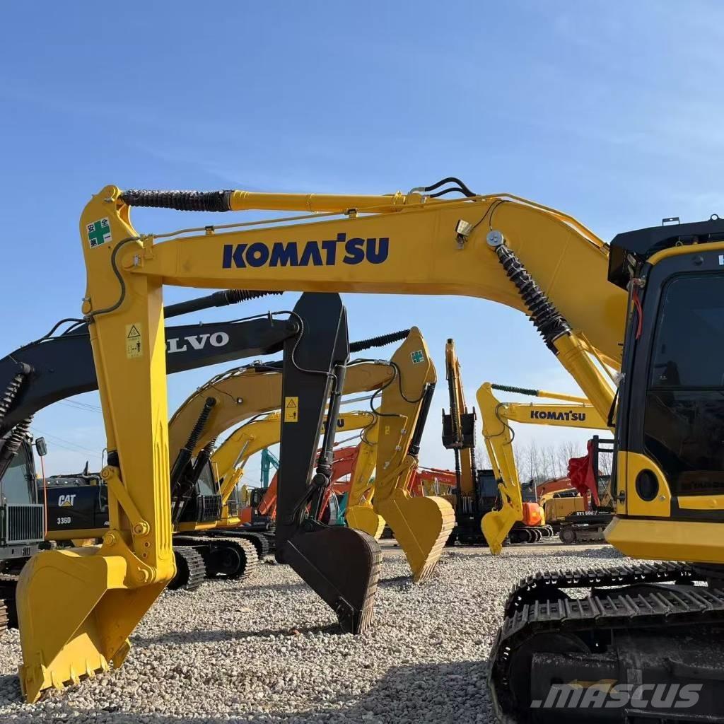 Komatsu PC 200 Roomikekskavaatorid
