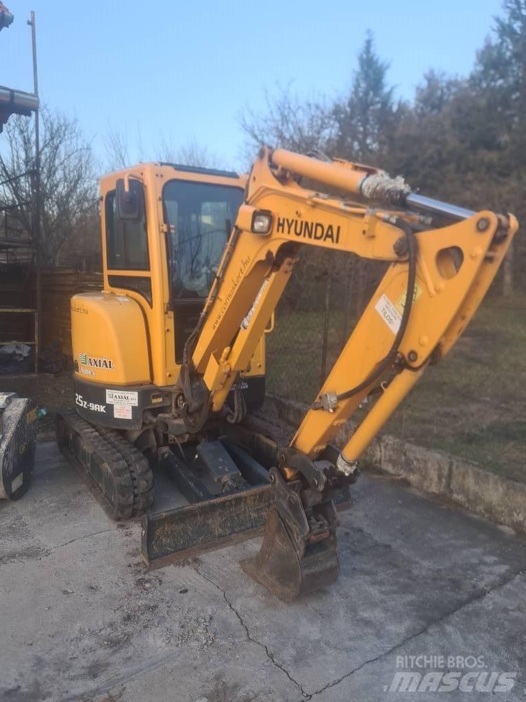 Hyundai R25Z-9 AK Miniekskavaatorid < 7 t