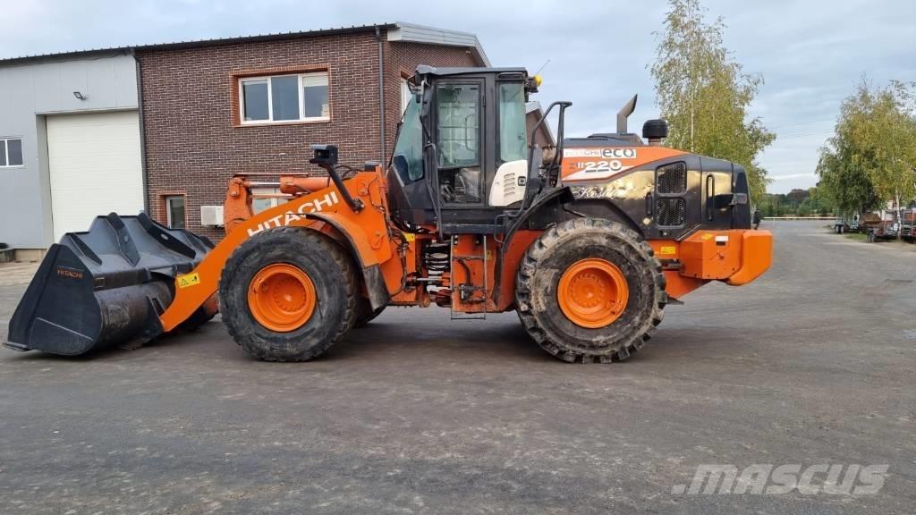Hitachi ZW 220-6 Rataslaadurid