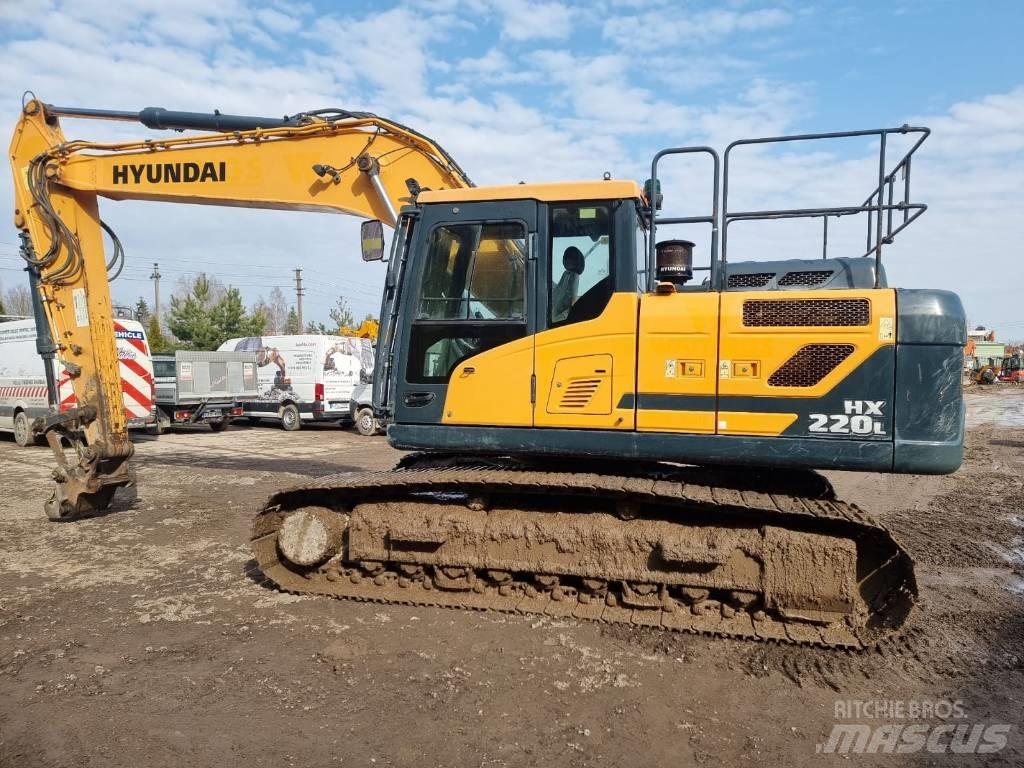 Hyundai HX 220 L Roomikekskavaatorid