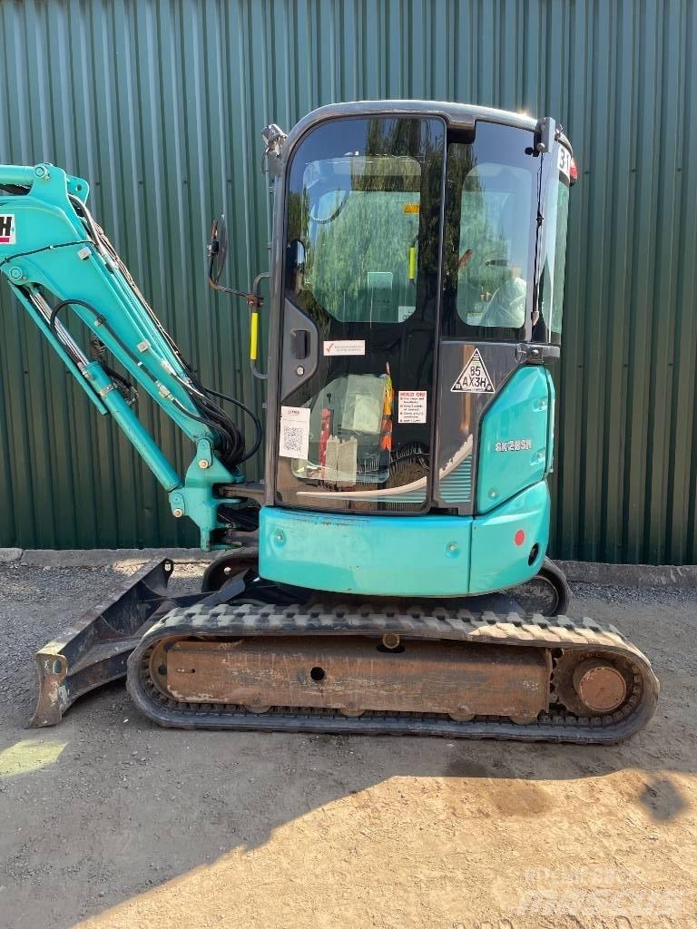 Kobelco SK 28 Miniekskavaatorid < 7 t