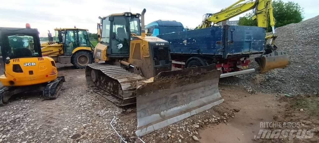 CAT D 6 K LGP Buldooserid