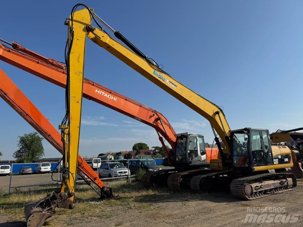CAT 320 D L Roomikekskavaatorid