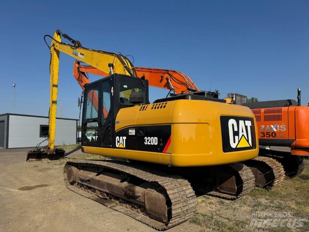 CAT 320 D L Roomikekskavaatorid