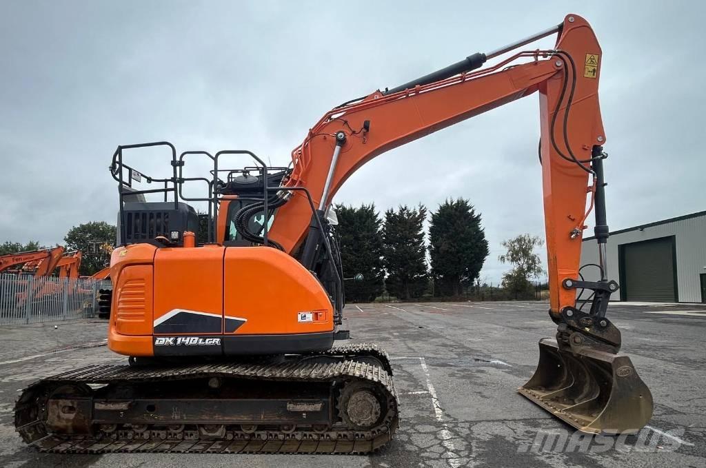 Doosan DX140LCR-7 Roomikekskavaatorid