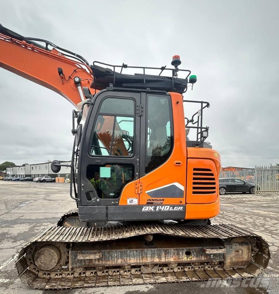 Doosan DX140LCR-7 Roomikekskavaatorid