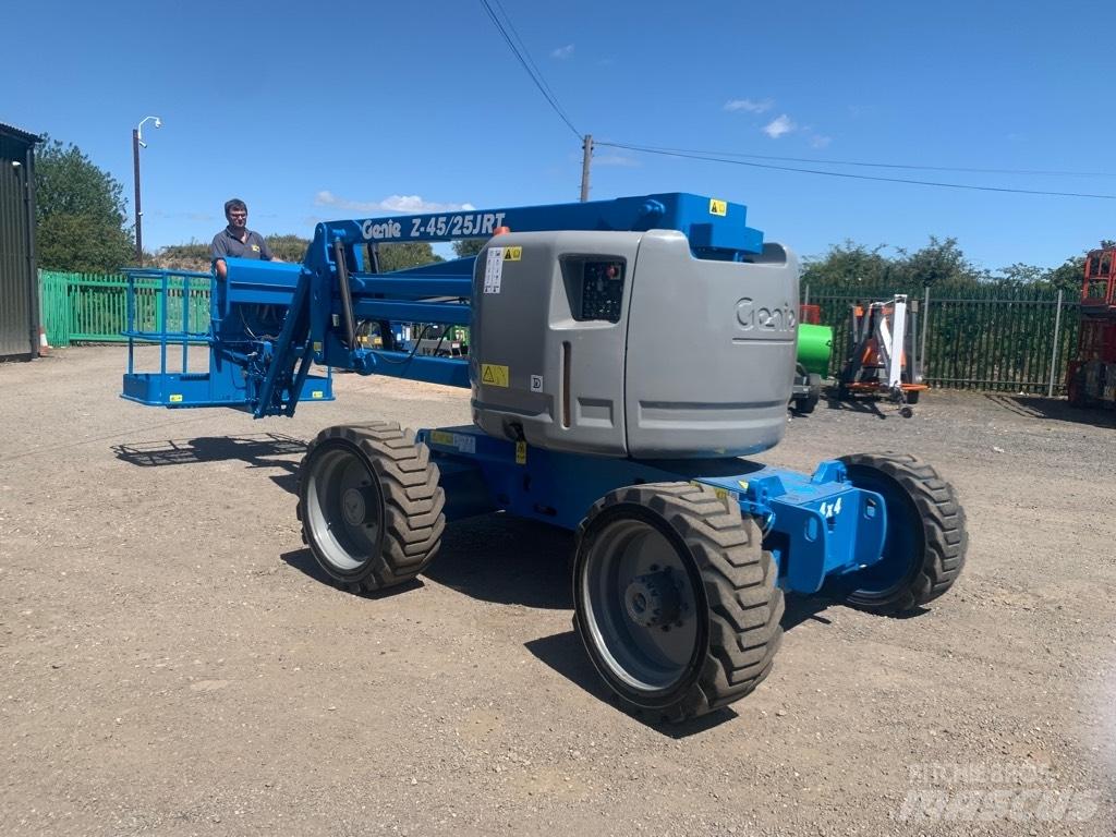 Genie Z 45/25 J RT Iseliikuvad poomtõstukid