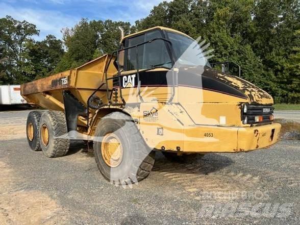 CAT 725 Liigendraamiga pinnaseveokid