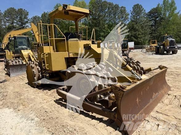 CAT 815B Ühe trumliga rullid