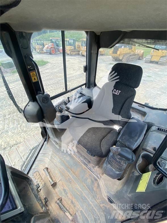 CAT D6K2 LGP Buldooserid