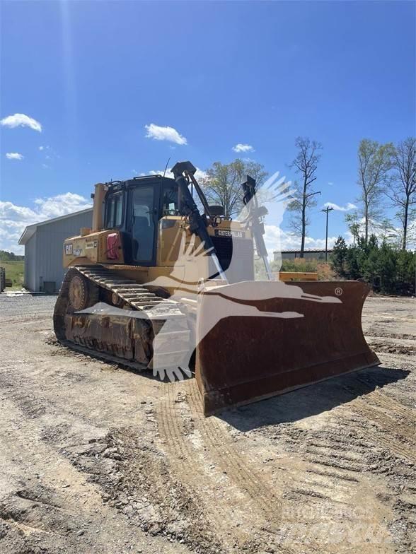 CAT D6T XL Buldooserid