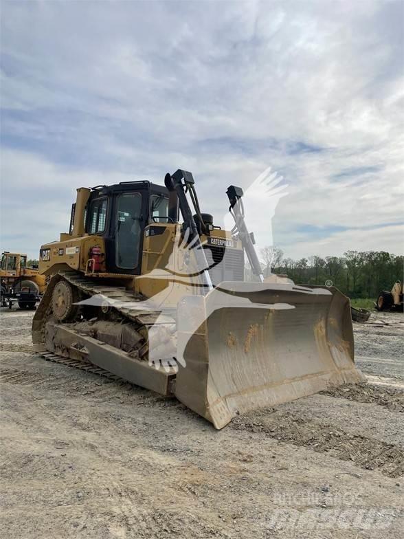 CAT D6T XL Buldooserid