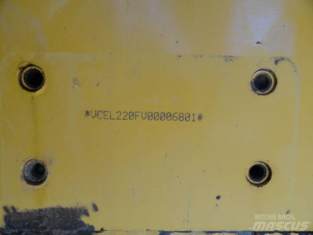 Volvo L 220 F Rataslaadurid