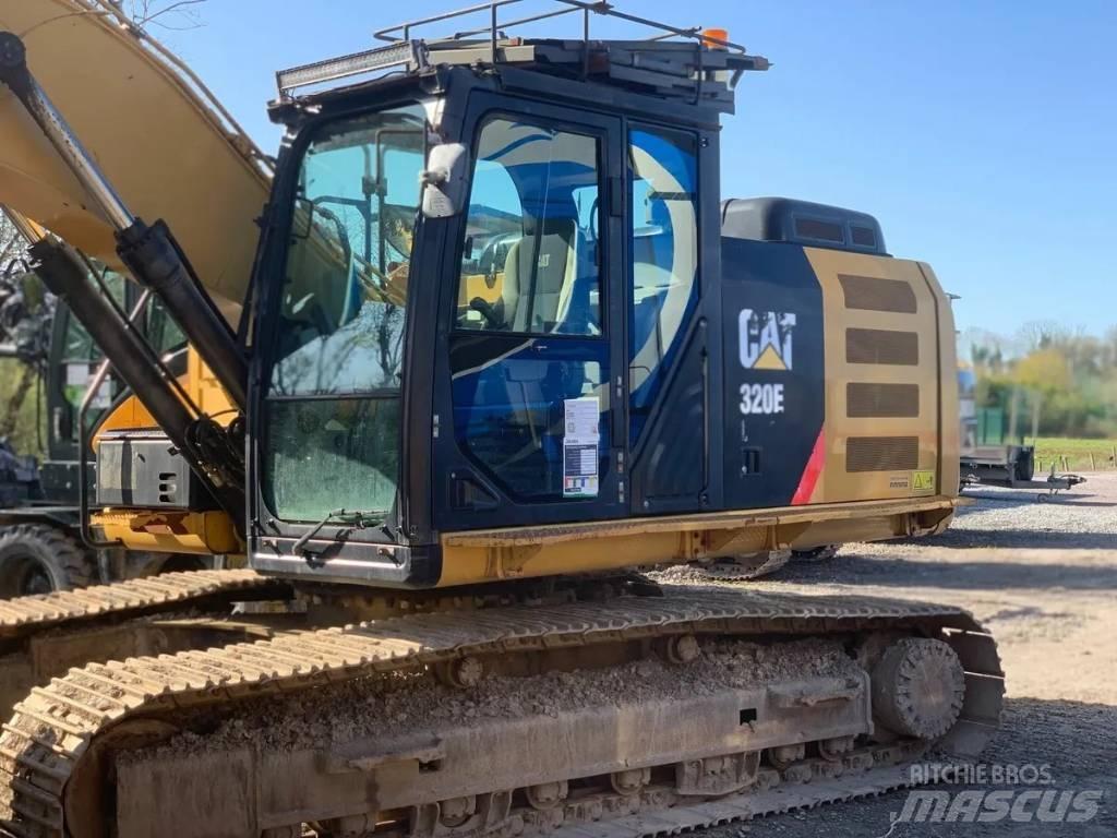 CAT 320 E Pika noolega ekskavaatorid