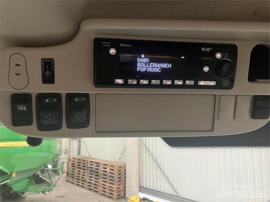 John Deere 6R 215 Traktorid