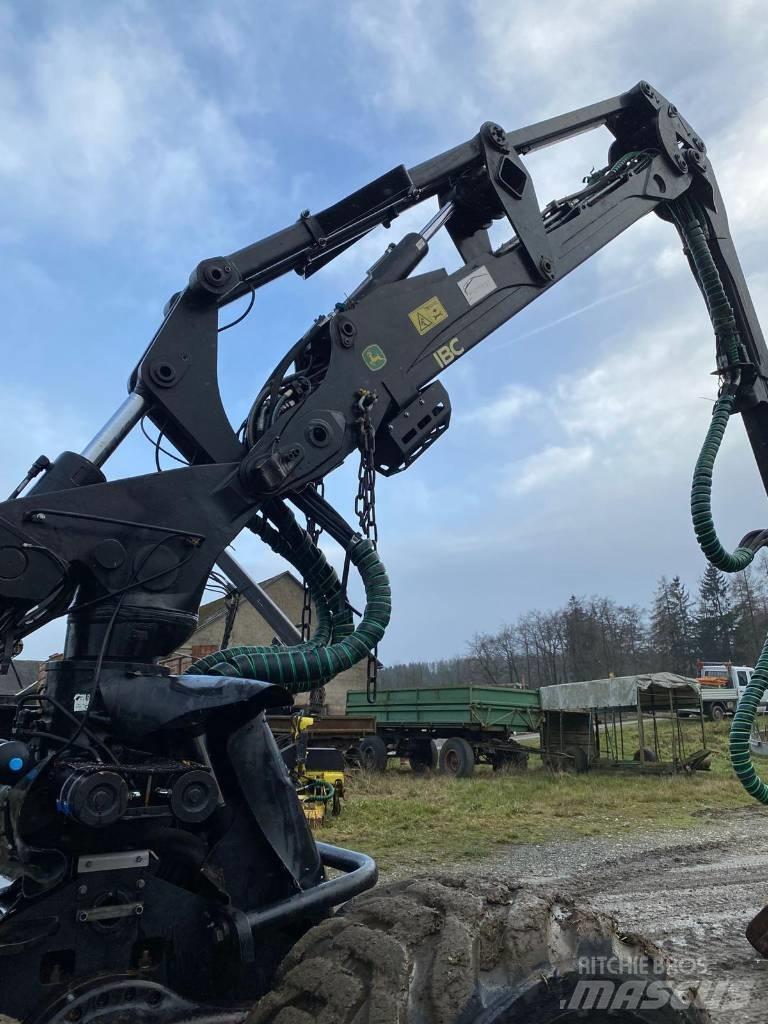 John Deere 1270 G Harvesterid