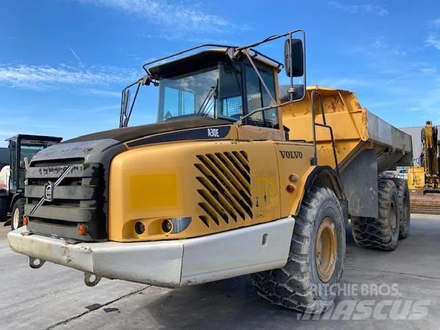 Volvo A 30 E Liigendraamiga pinnaseveokid