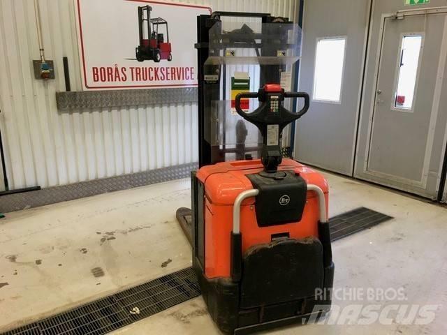BT SPE 125 L Järelkäidavad virnastajad