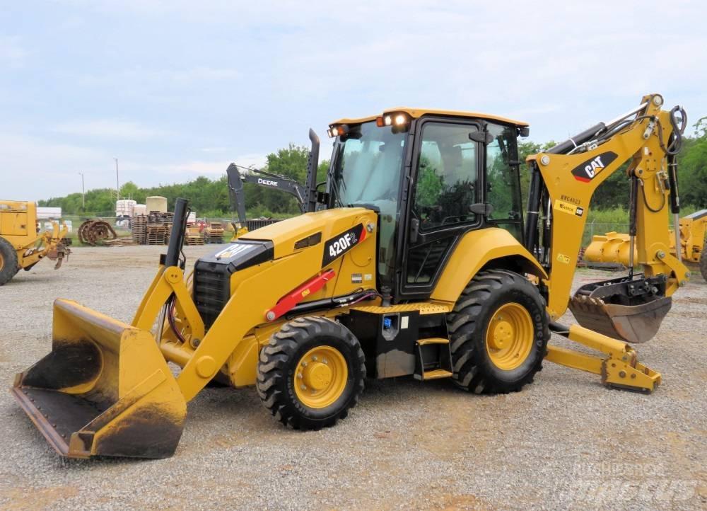 CAT 420F2 Ekskavaatorlaadurid
