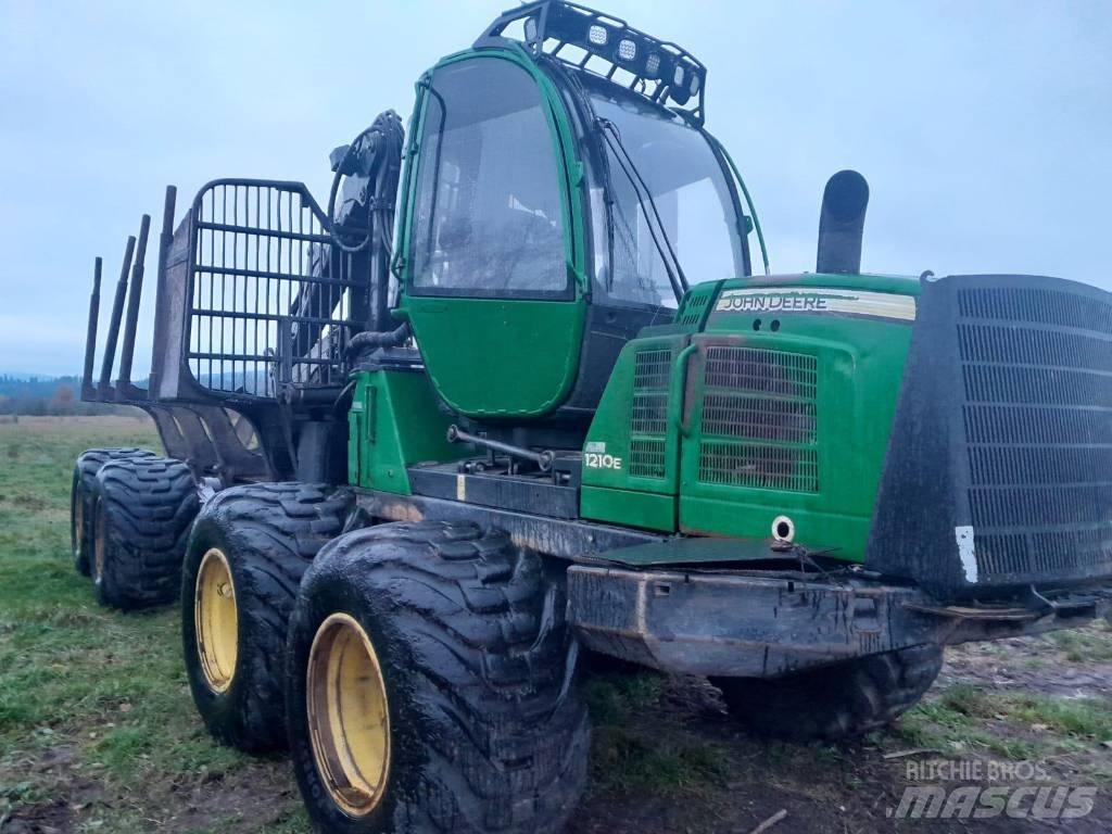John Deere 1210 E Forwarderid