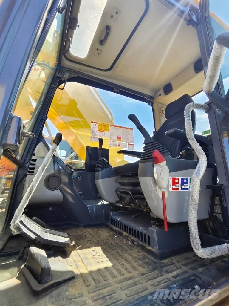 Komatsu PC 220-8 Roomikekskavaatorid