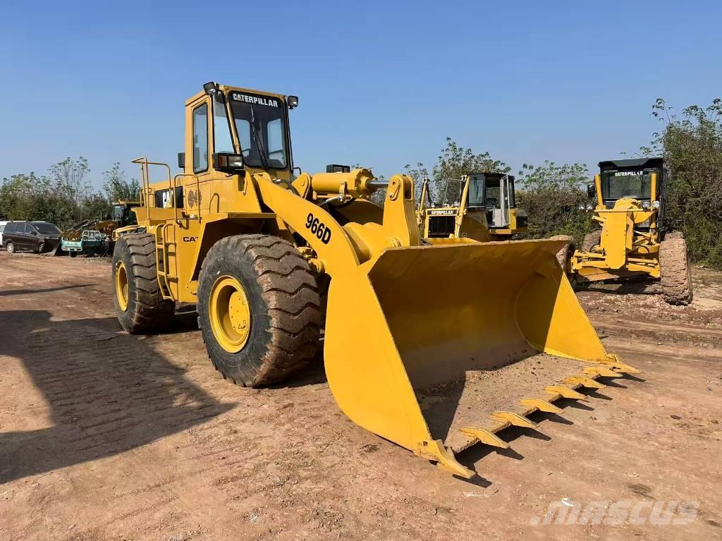CAT 966D Rataslaadurid