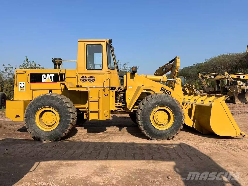 CAT 966D Rataslaadurid