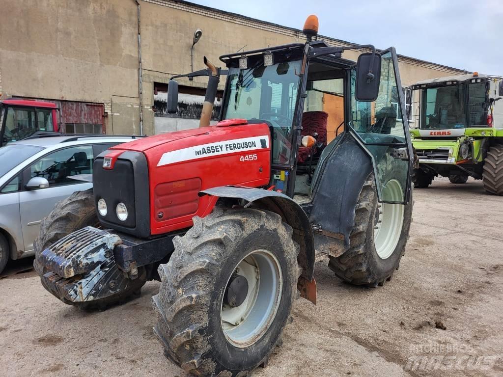 Massey Ferguson 4455 Traktorid