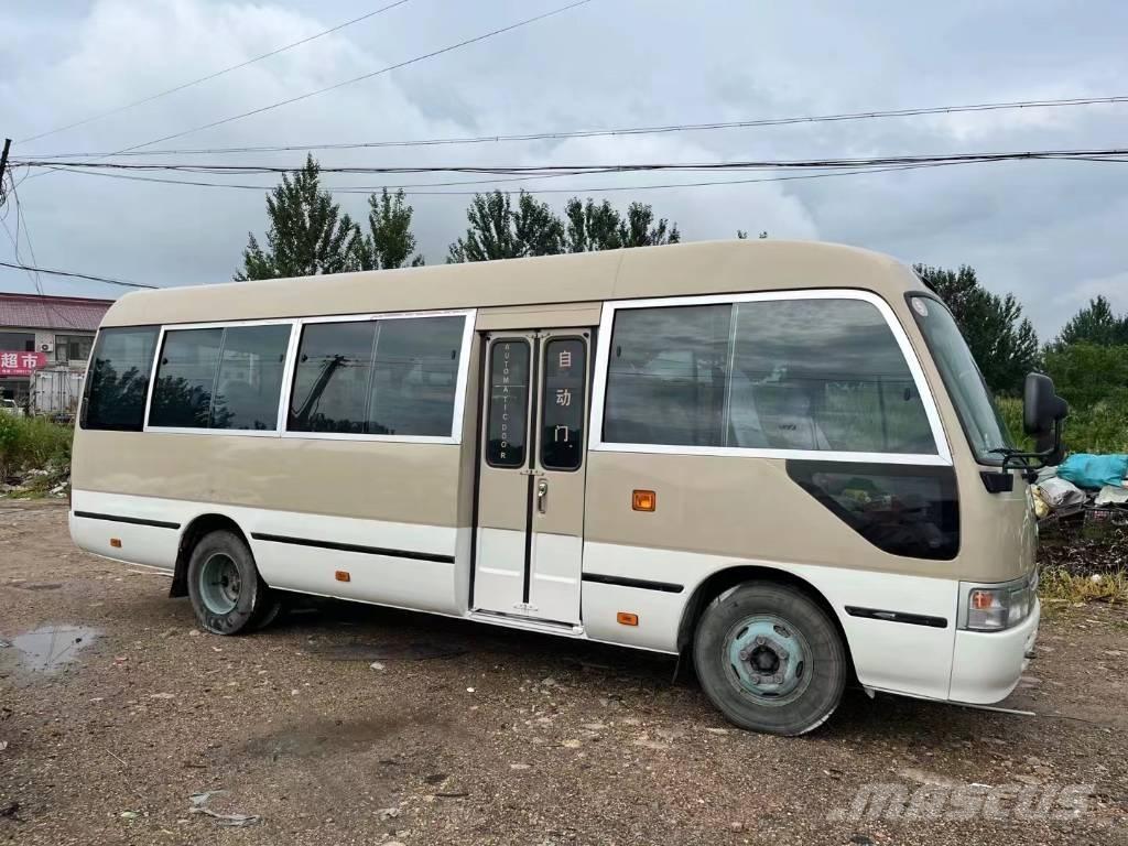 Toyota Coaster Bus Väikebussid