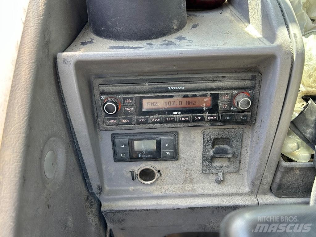 Volvo EC 380 EL Roomikekskavaatorid