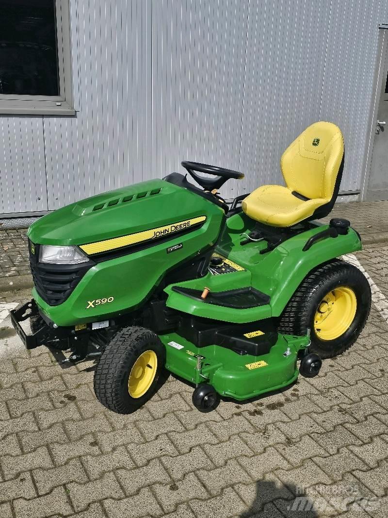 John Deere X590 Niidukid