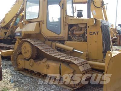CAT D 5 H Buldooserid