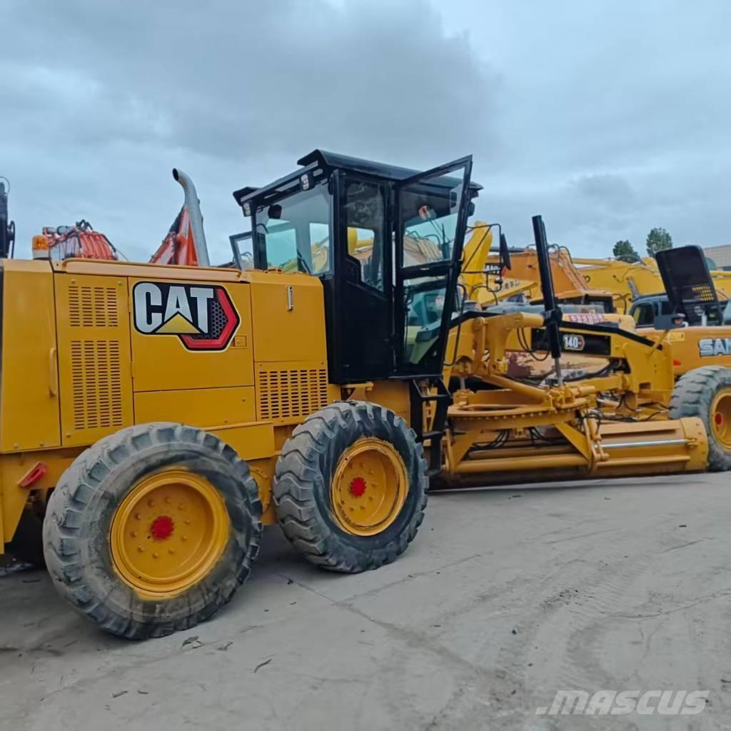 CAT 140 GC Muu