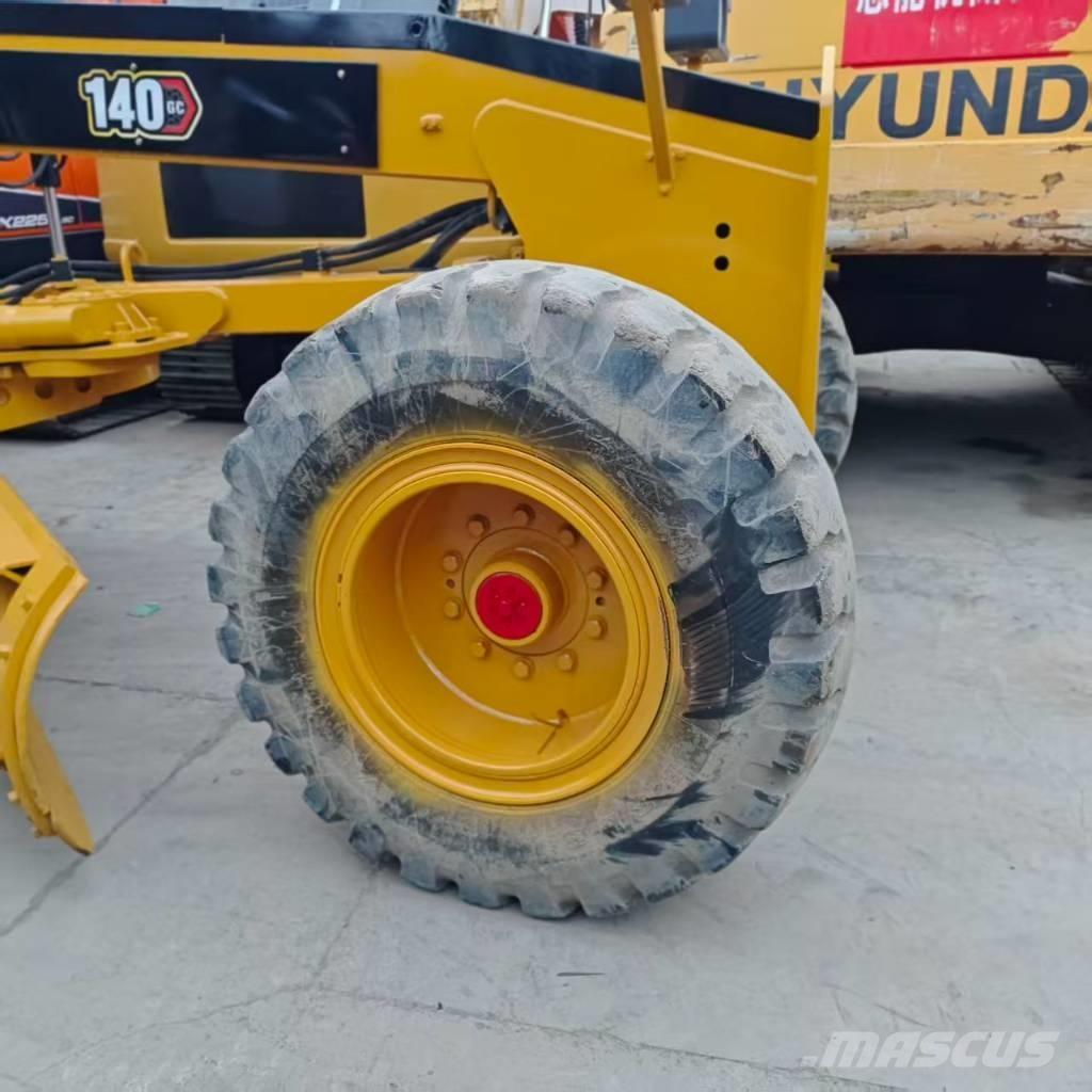 CAT 140 GC Muu