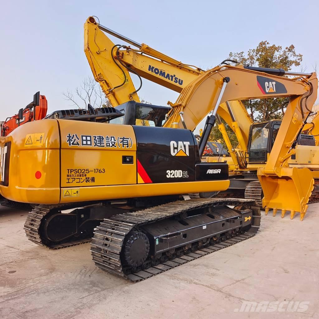 CAT 320 D L Roomikekskavaatorid