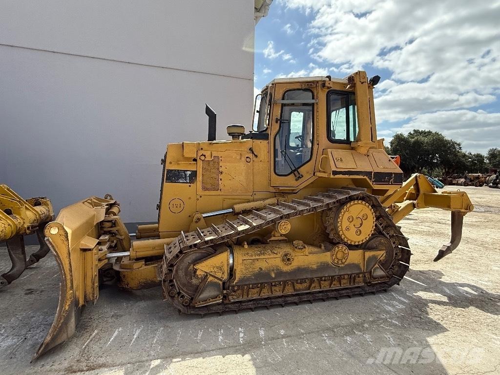 CAT D 5 H Buldooserid
