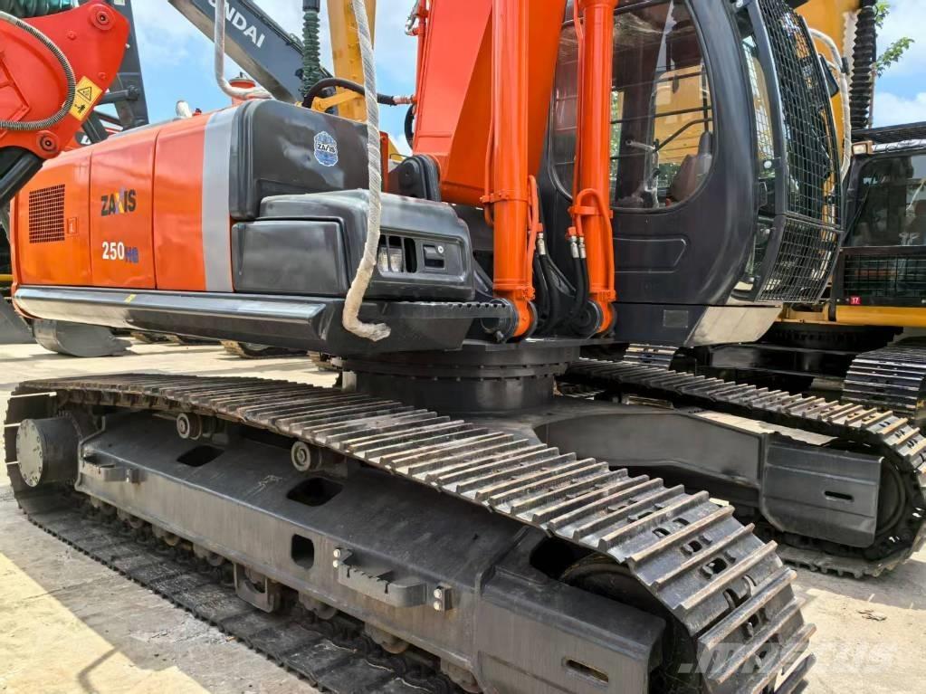 Hitachi ZX 250-3 G Väikeekskavaatorid 7t-12t