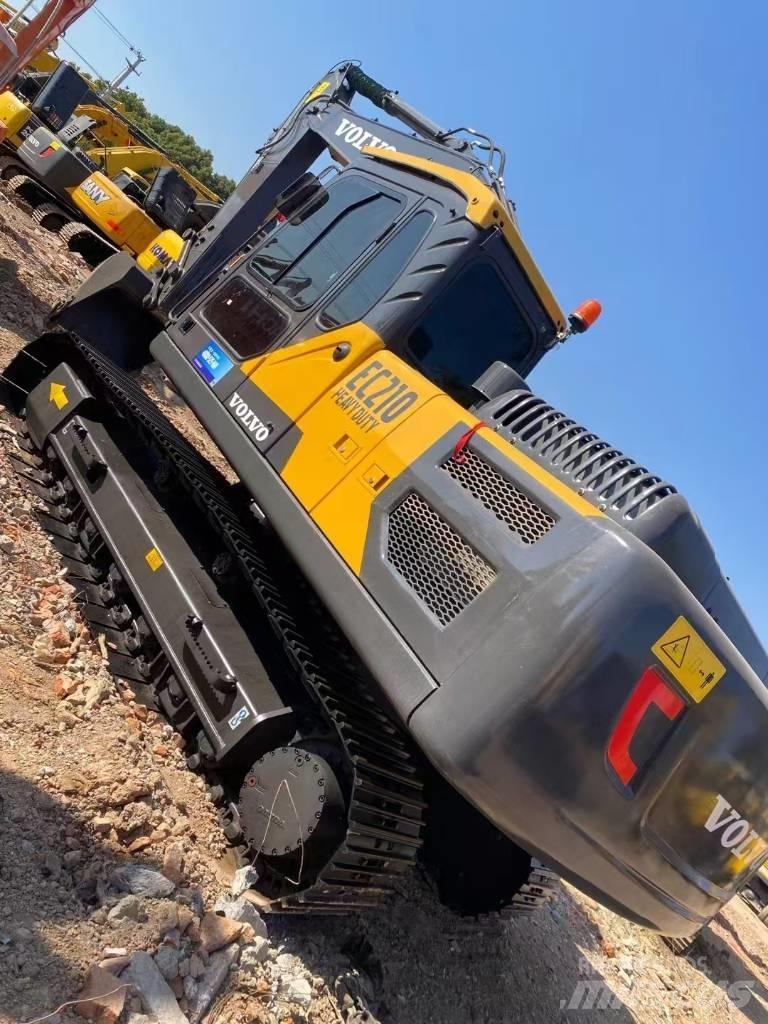 Volvo EC 210 D Roomikekskavaatorid