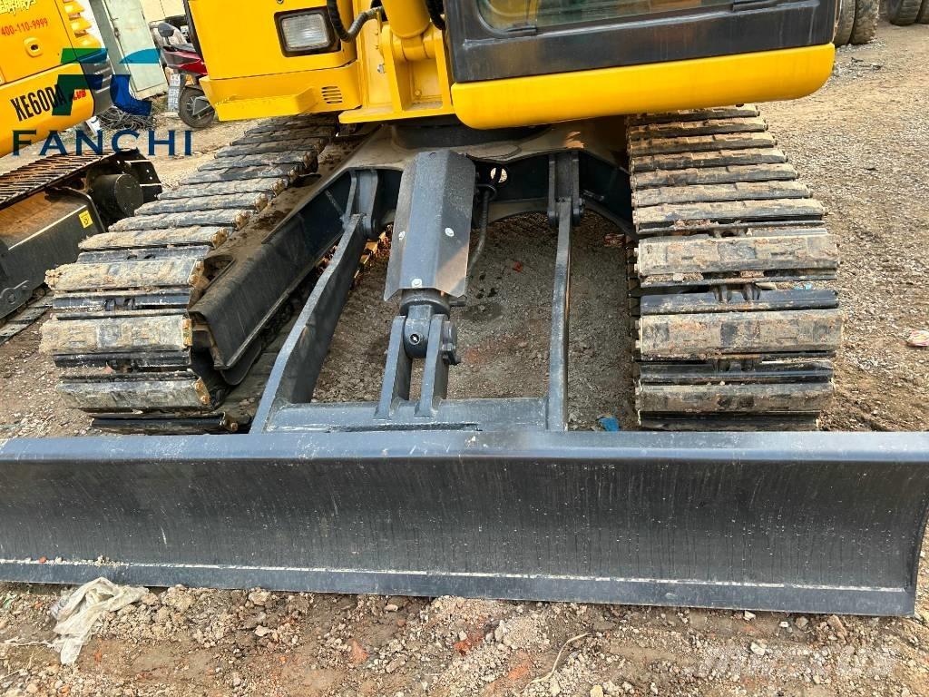 Komatsu PC 700 LC-8 Roomikekskavaatorid