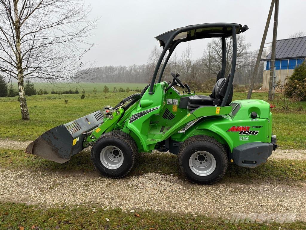 Avant 635 Rataslaadurid