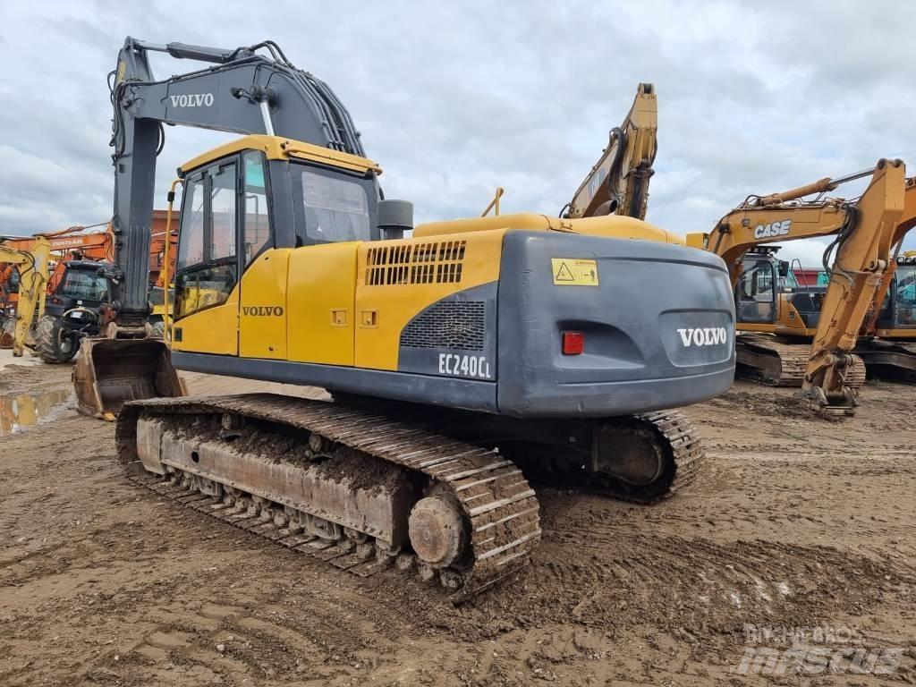 Volvo EC 240 C L Roomikekskavaatorid