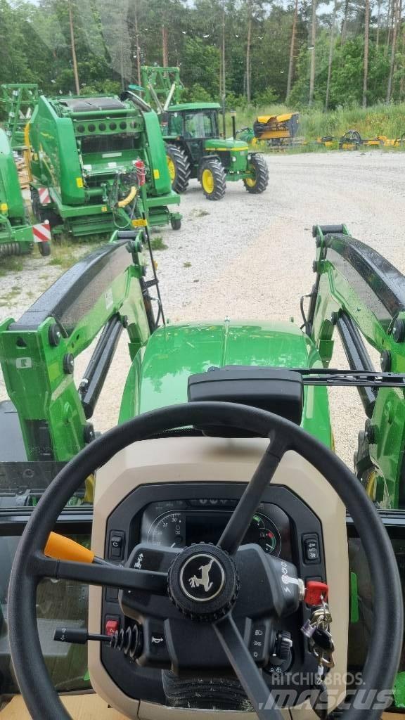 John Deere 5100M Traktorid